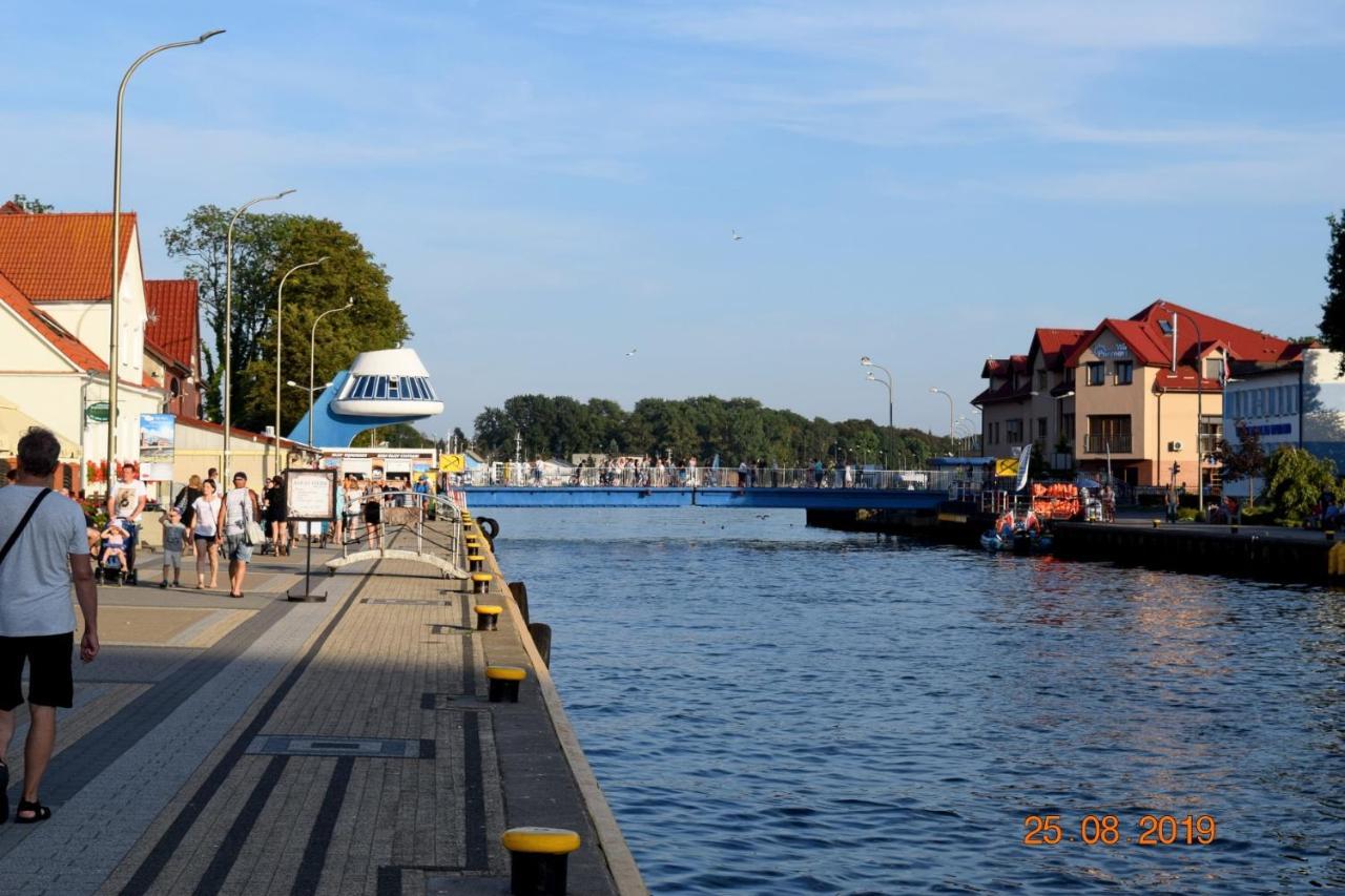 Dom Goscinny Zenit Darlowo Bagian luar foto